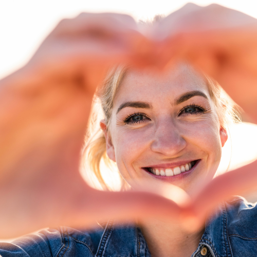 Your eyes are truly a window to your overall health—providing a unique view into many of the body’s systems. During a comprehensive eye exam at Collins Vision, our experienced practitioners don’t just check your vision; they carefully examine the blood vessels, nerves, and tissues inside your eyes. Because these structures are connected to your circulatory system, changes here can be among the earliest signs of some serious health conditions.